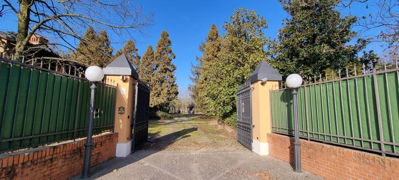 Farolfi Apartments Villa Galliera Bologne Extérieur photo